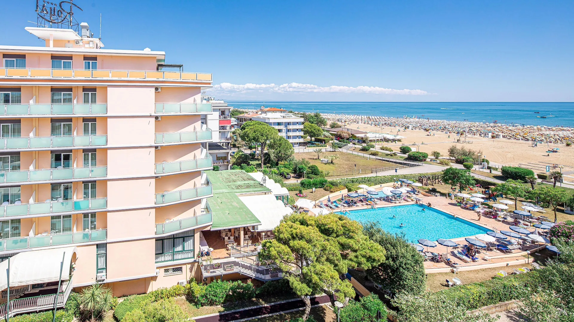 6 Empfehlenswerte Strandhotels in Bibione Strand im Vergleich