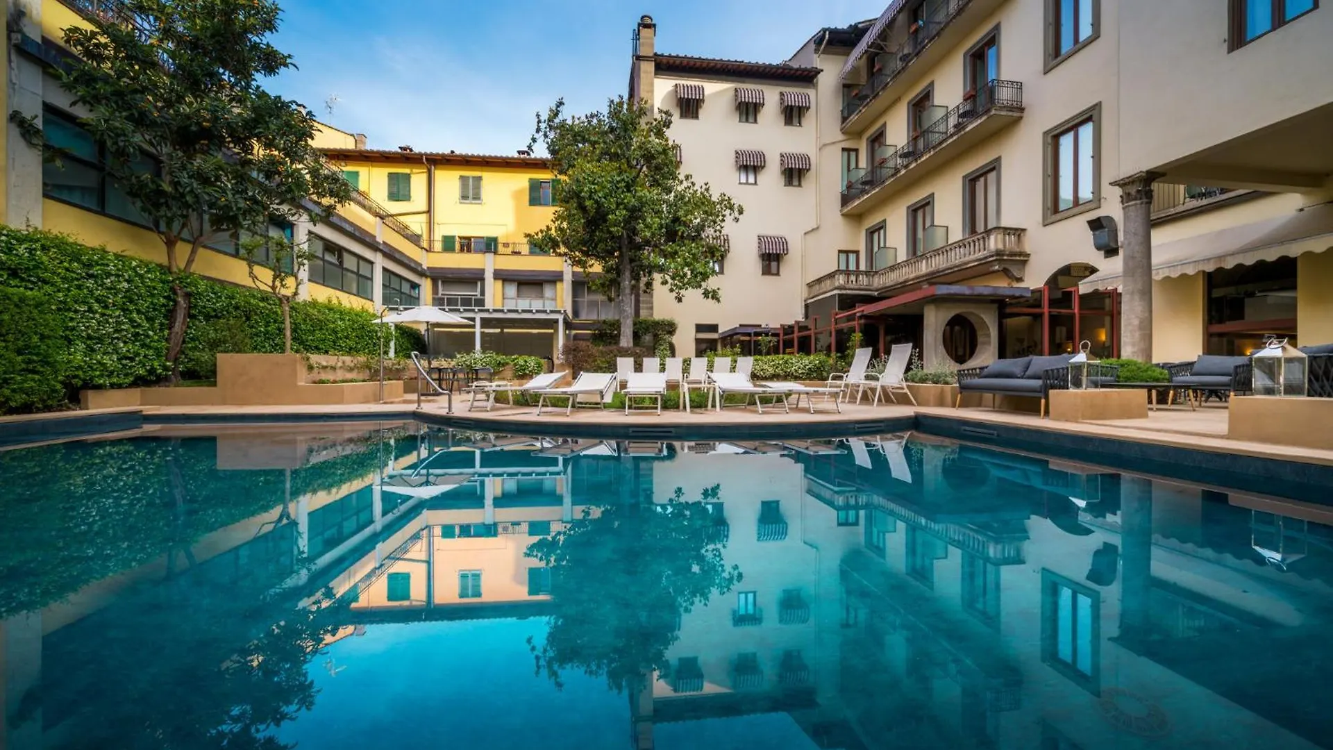 4 Romantische Hotels im Historischen Zentrum Florenz